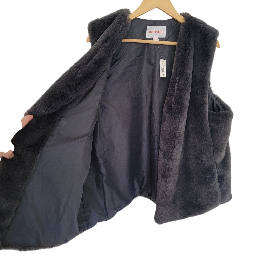 Joe Fresh Faux Fur Vest Open Front Gray Soft Cozy Layering Piece Women’s… - Picture 4 of 13
